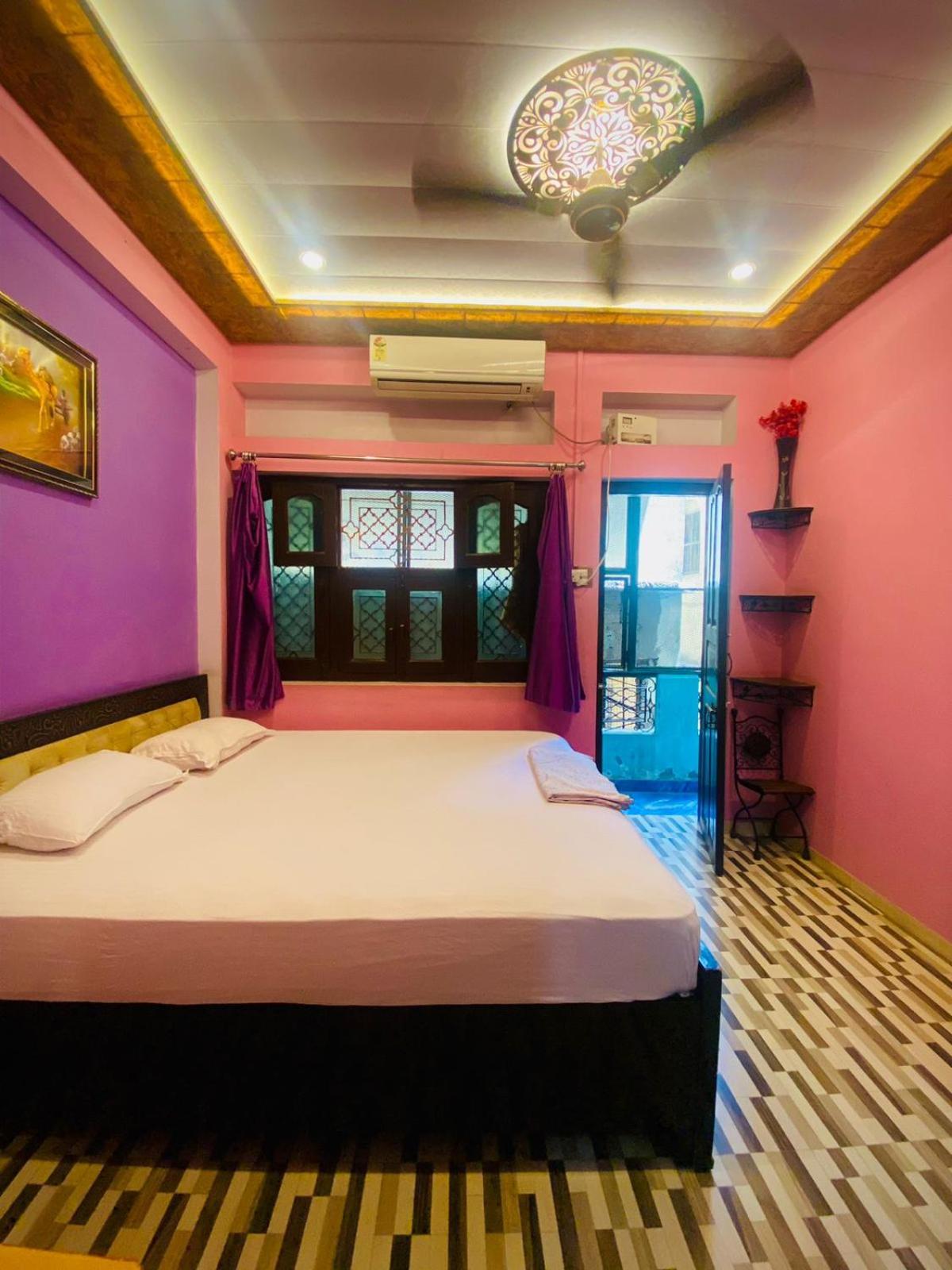 Marigold Guest House Varanasi Phòng bức ảnh