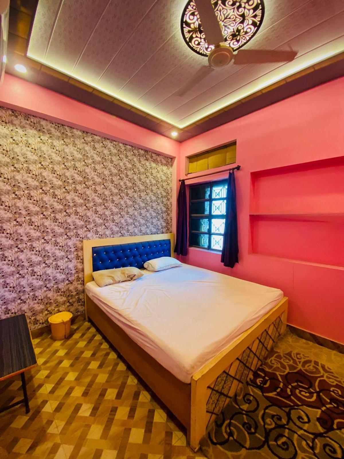 Marigold Guest House Varanasi Phòng bức ảnh